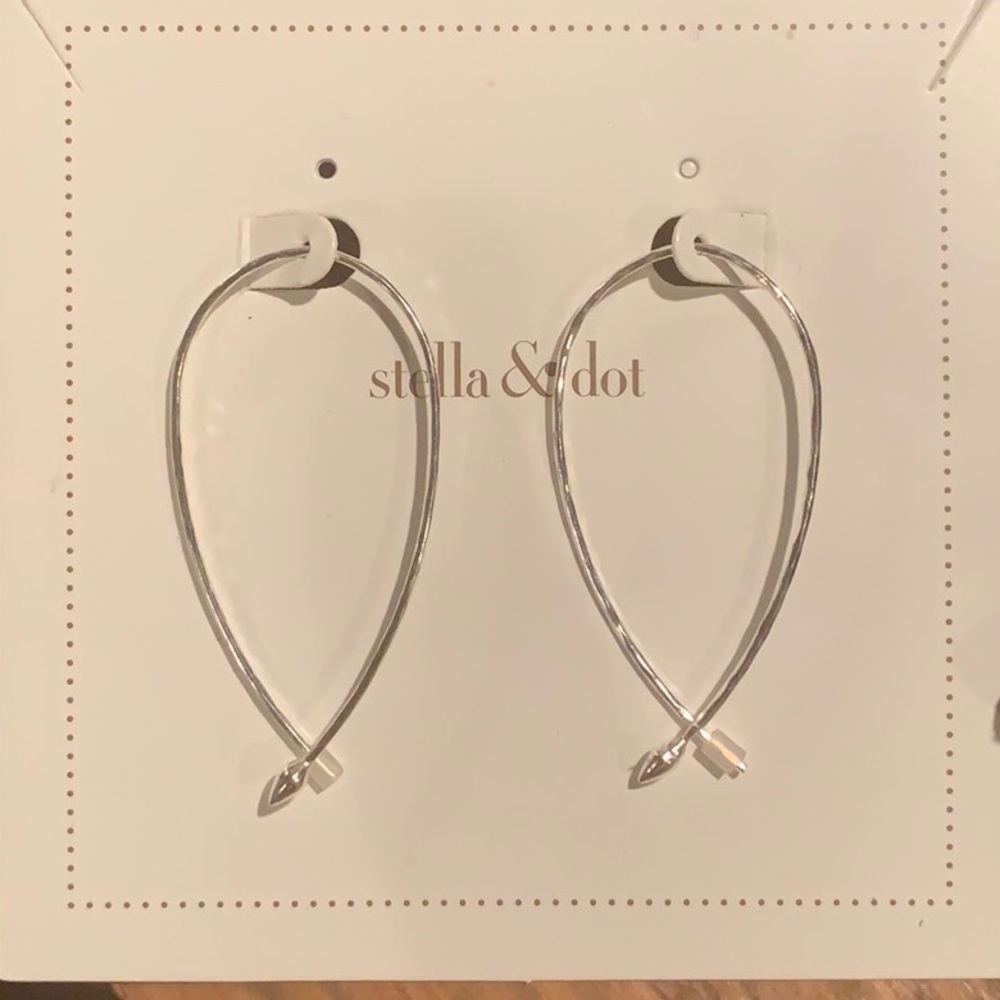 Stella and Dot hammered silver wire hoops- small